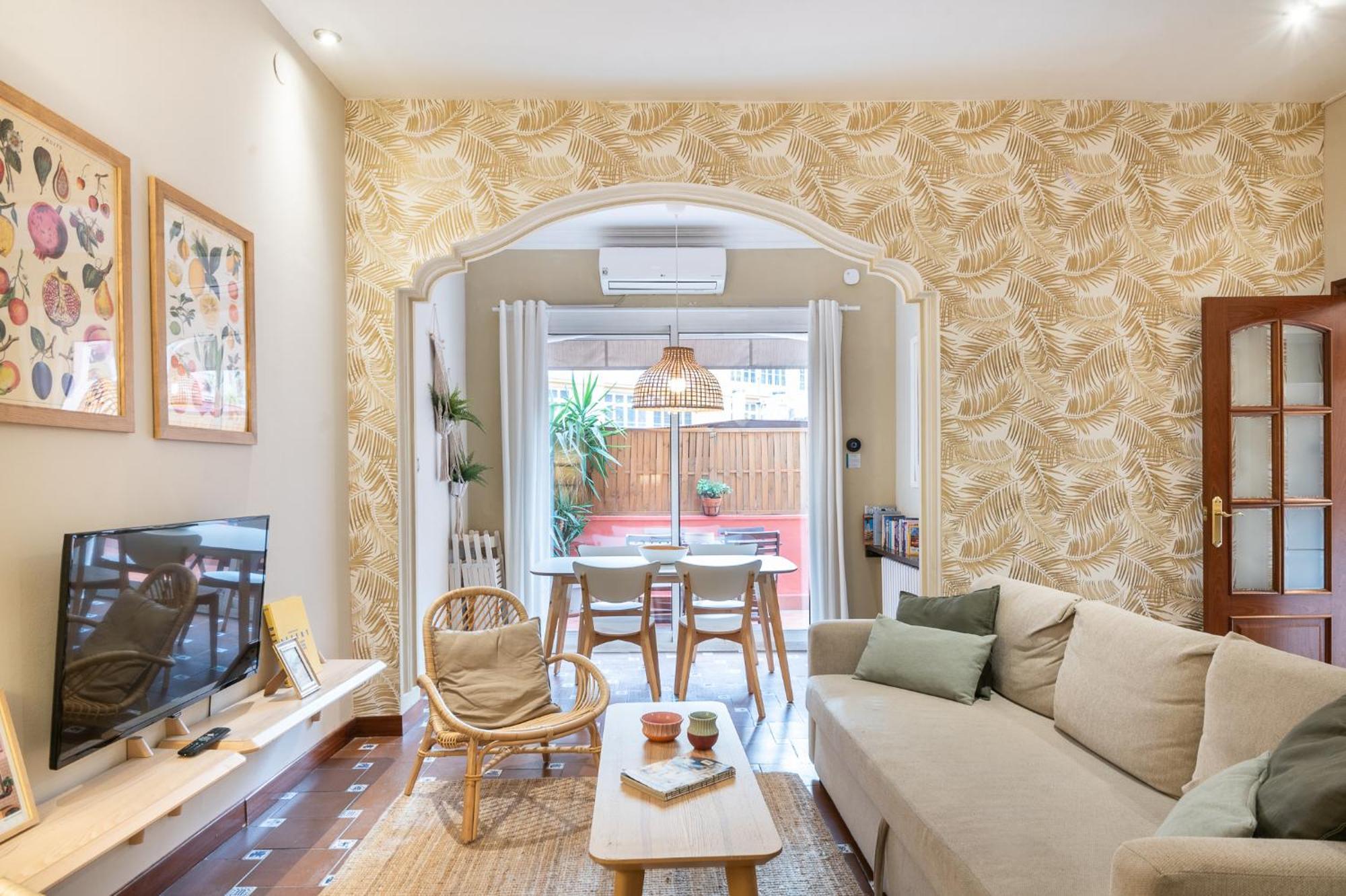 Spacious & Sunny Apt With Terrace In The City Center Барселона Екстериор снимка